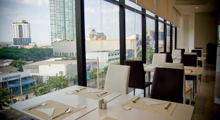 Iyarin@Tuk Chang Ratchayothin Hotel Bangkok Kültér fotó